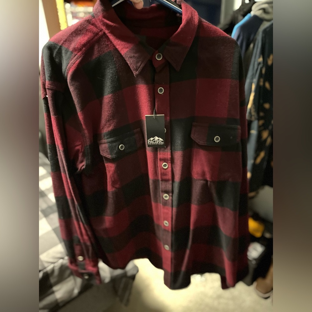 PACIFIC OUTDOORS XXL BUTTON DOWN